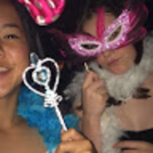 Meet your Posher, Julia